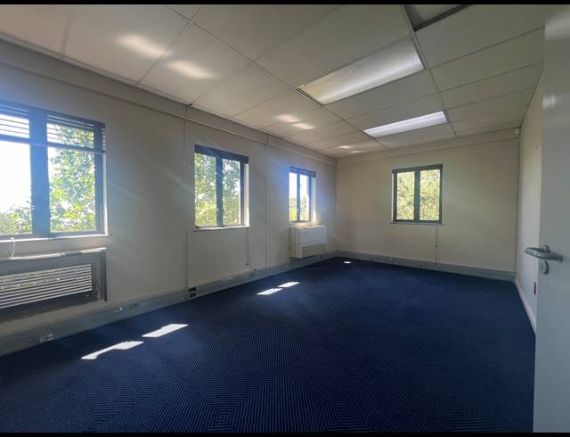235M² OFFICE TO LET IN MEYERSDAL
